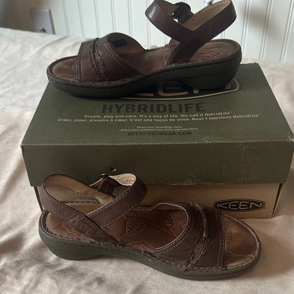Keen Brown Leather Sandals with Adjustable Straps - Picture 5 of 10